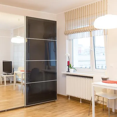 Goodnight Warsaw Apartments - Zurawia 16A Apartment