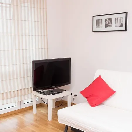 Apartment Goodnight Warsaw Apartments - Zurawia 16A Warsaw
